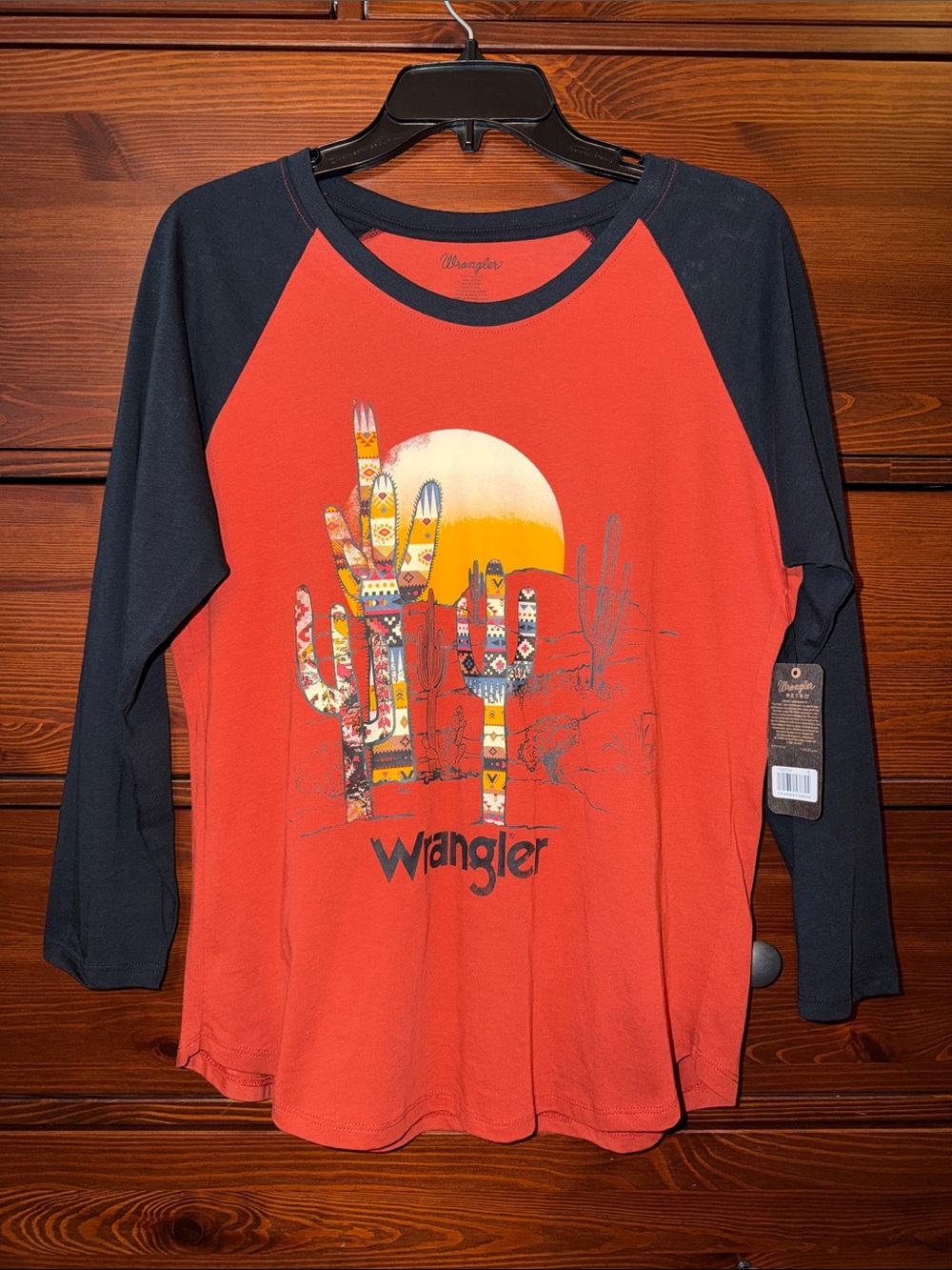 Wrangler NWT Red & Black Southwestern Cactus Raglan Tee